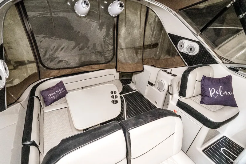 Slide: The Image of Interior of 2001 Bayliner 3055 Ciera boat with seating and table. - 27