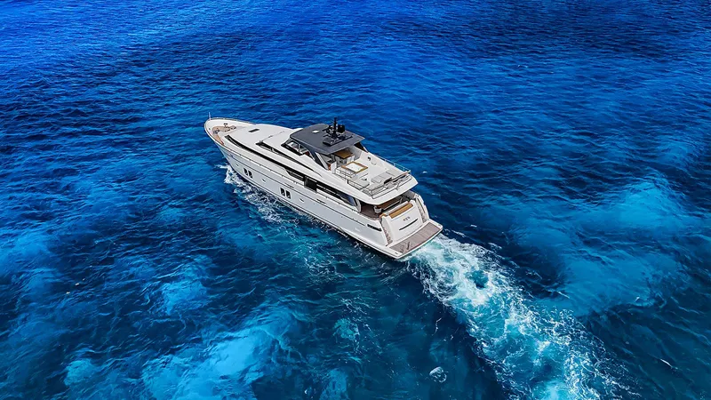 Slide: The Image of Sanlorenzo SL104 yacht cruising in clear blue ocean waters, 2014 model. - 4