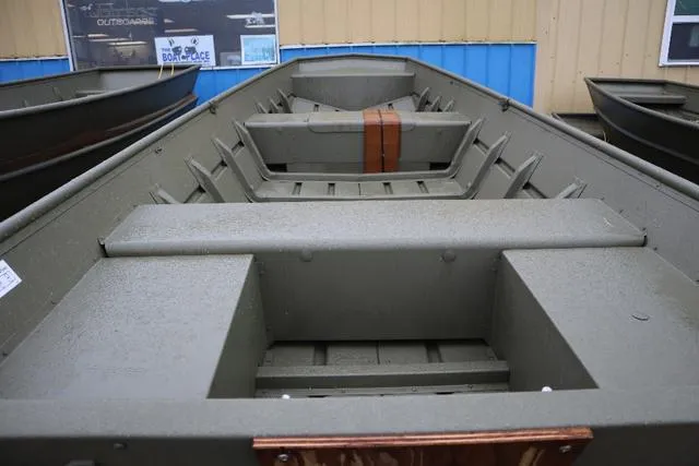 Slide: The Image of Lowe 1440M Jon 2024 - 3