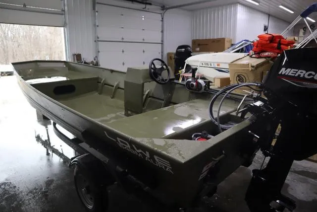 Slide: The Image of Lowe 1648MT Aura With Add On Console 2024 - 7