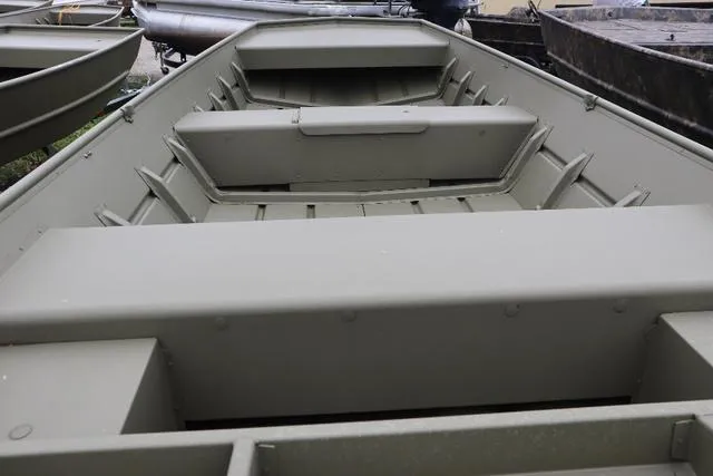 Slide: The Image of Lowe 1652MT 2024 - 3