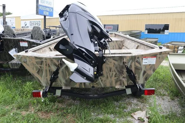 Slide: The Image of Lowe Roughneck 1660 Tiller 2025 - 2