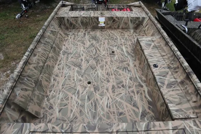 Slide: The Image of Lowe Roughneck 2070 Tiller 2025 - 3