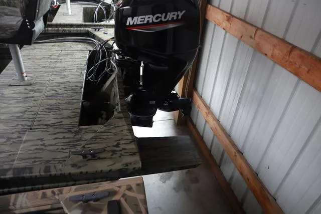 Slide: The Image of Lowe Roughneck 1660 Add on Console Jet 2025 - 3