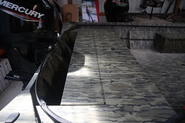 Slide: The Image of Lowe Roughneck 2070 Value Console 2025 - 3