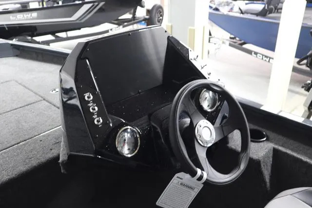 Slide: The Image of Crestliner XF 17 BASS 2025 - 7