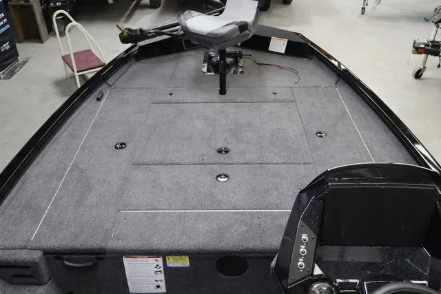 Slide: The Image of Crestliner XFC 18 Crappie 2025 - 18