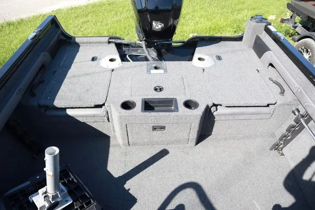 Slide: The Image of Crestliner 1650 SUPER HAWK WT 2020 - 5