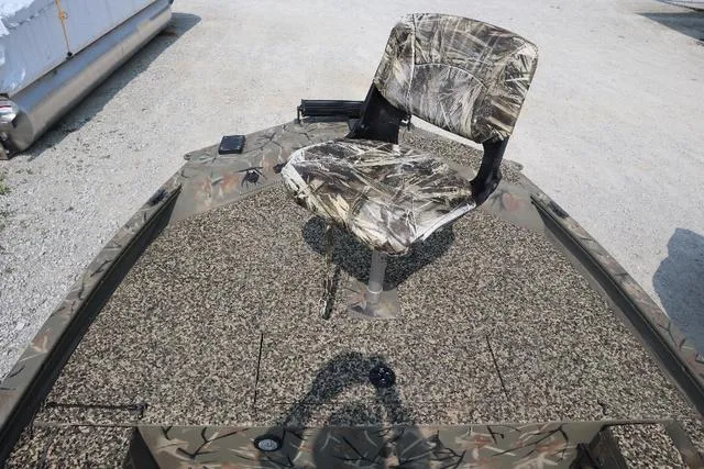 Slide: The Image of Tracker Grizzly 1654 Sportsman 2021 - 3