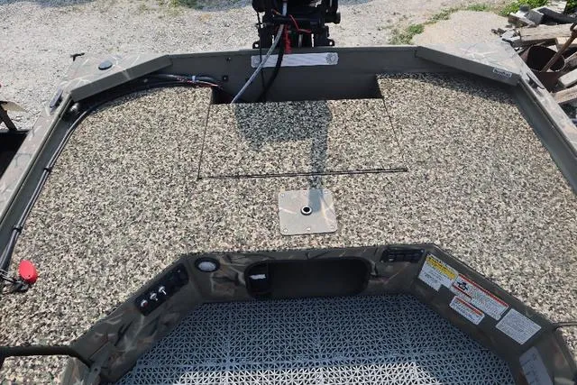 Slide: The Image of Tracker Grizzly 1654 Sportsman 2021 - 8