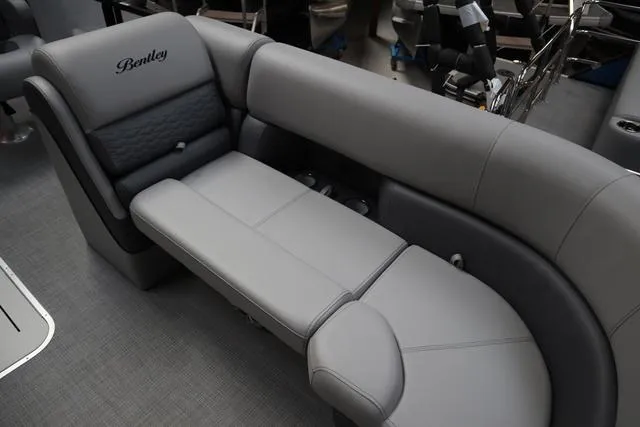 Slide: The Image of Bentley Pontoons Elite 223 Swingback DC Triple Tube Pkg 2025 - 12