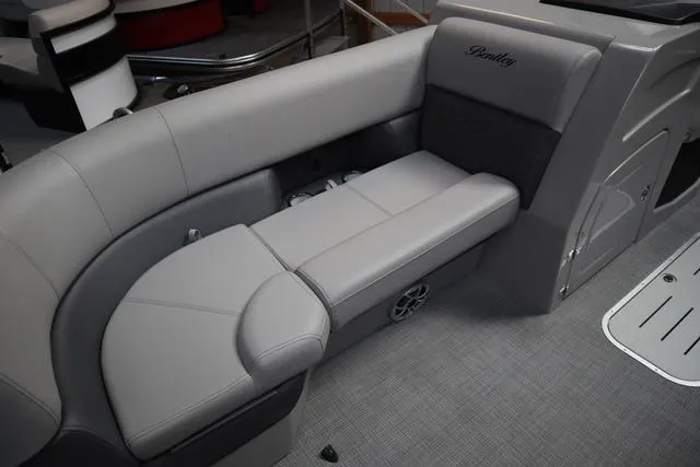 Slide: The Image of Bentley Pontoons Elite 223 Swingback DC Triple Tube Pkg 2025 - 13