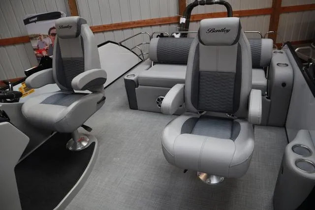 Slide: The Image of Bentley Pontoons Elite 223 Swingback DC Triple Tube Pkg 2025 - 16