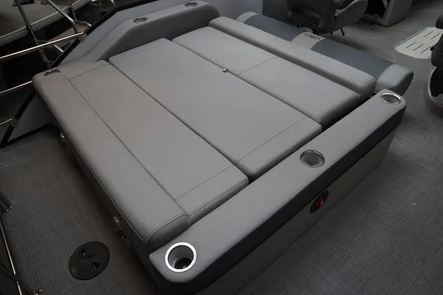 Slide: The Image of Bentley Pontoons Elite 223 Swingback DC Triple Tube Pkg 2025 - 28