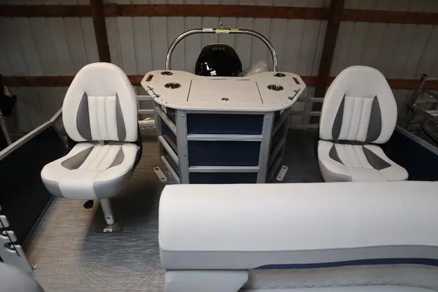 Slide: The Image of Lowe SF 214 2023 - 8