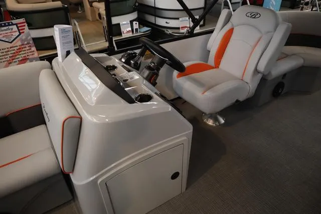 Slide: The Image of Bentley Pontoons 203 Bolt Sport Tube Pkg 2025 - 11