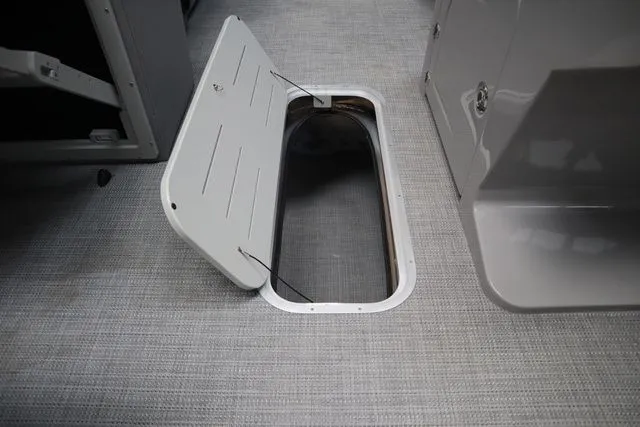 Slide: The Image of Bentley Pontoons Legacy 223 Swingback Triple Tube Pkg 2025 - 11