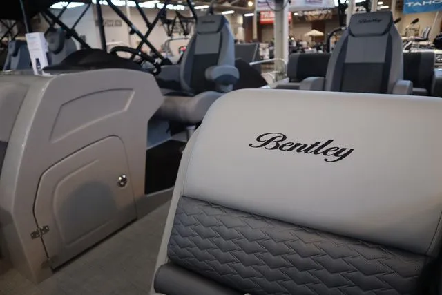 Slide: The Image of Bentley Pontoons Elite 253 Swingback DC Triple Tube Pkg 2025 - 25