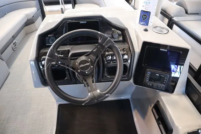 Slide: The Image of Bentley Pontoons Elite 253 Swingback DC Triple Tube Pkg 2025 - 28
