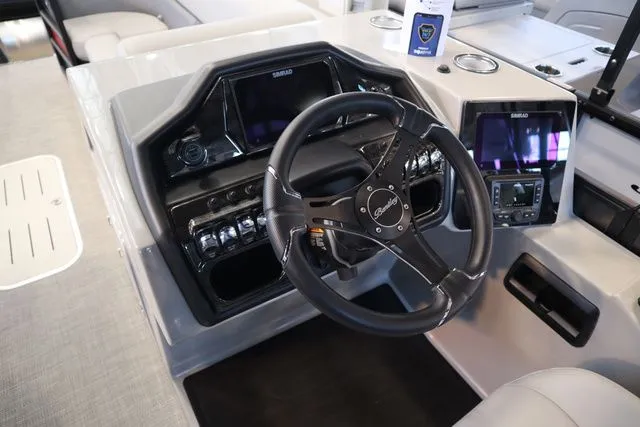 Slide: The Image of Bentley Pontoons Elite 253 Swingback DC Triple Tube Pkg 2025 - 30