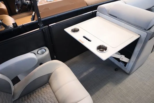 Slide: The Image of Bentley Pontoons Elite 253 Swingback DC Triple Tube Pkg 2025 - 31