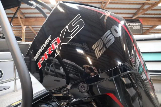 Slide: The Image of Bentley Pontoons Elite 253 Swingback DC Triple Tube Pkg 2025 - 47