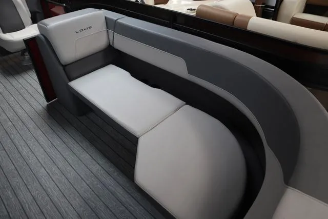 Slide: The Image of Lowe LS 210 WT 2025 - 31