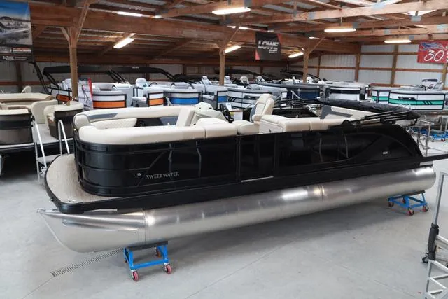 Slide: The Image of Godfrey Sweetwater 2286 SFL Triple Tube Package 2025 - 3