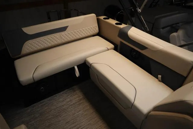 Slide: The Image of Godfrey Sweetwater 2286 SFL Triple Tube Package 2025 - 9