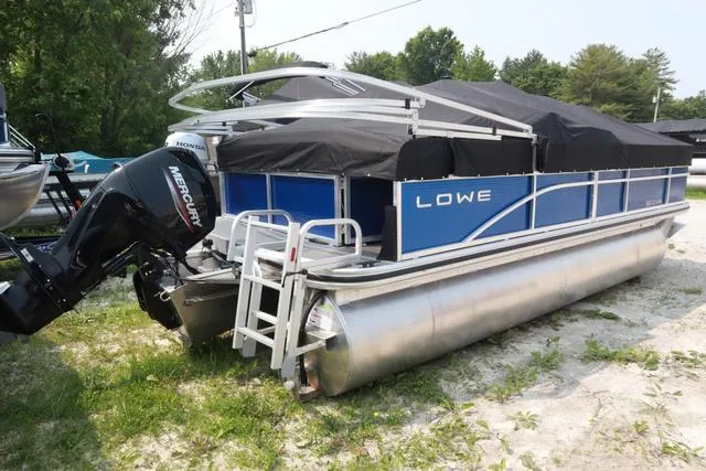 Slide: The Image of Lowe Ultra Fish 182 2023 - 3