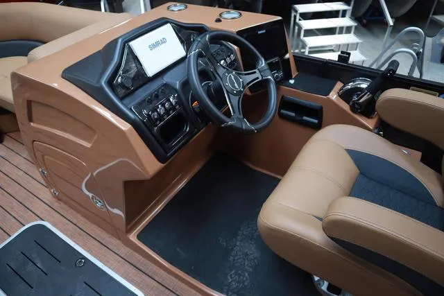 Slide: The Image of Bentley Pontoons Elite 223 Admiral Triple Tube Pkg 2025 - 22