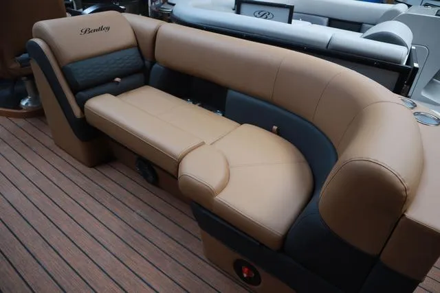 Slide: The Image of Bentley Pontoons Elite 223 Admiral Triple Tube Pkg 2025 - 27