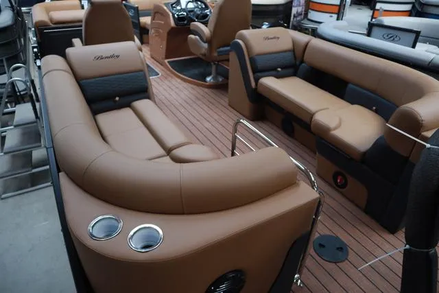 Slide: The Image of Bentley Pontoons Elite 223 Admiral Triple Tube Pkg 2025 - 4