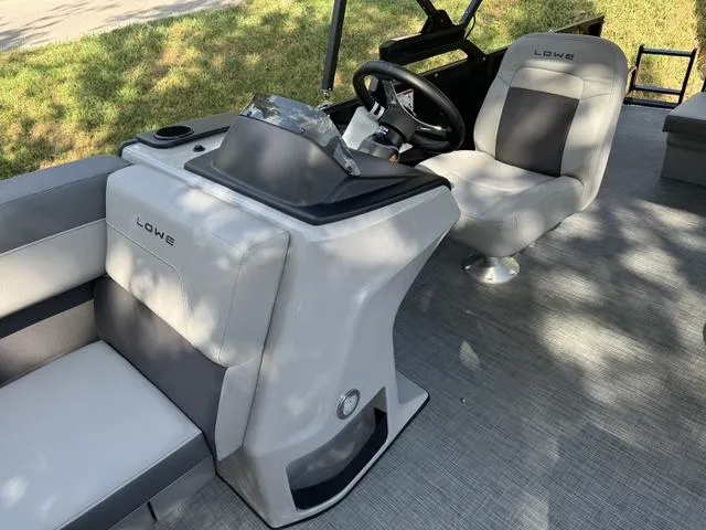 Slide: The Image of Lowe LS 210 Triple Tube Package 2025 - 6