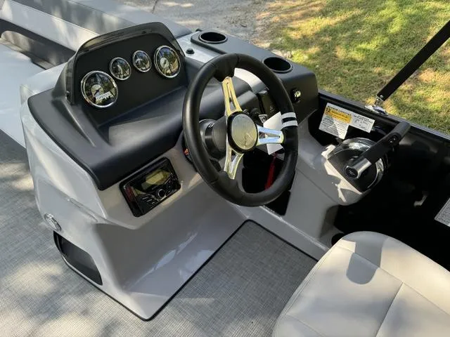 Slide: The Image of Lowe LS 210 Triple Tube Package 2025 - 7