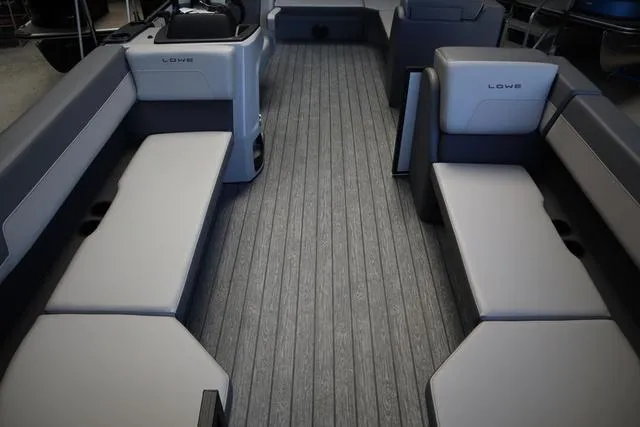 Slide: The Image of Lowe LS 210 Triple Tube Package 2025 - 14