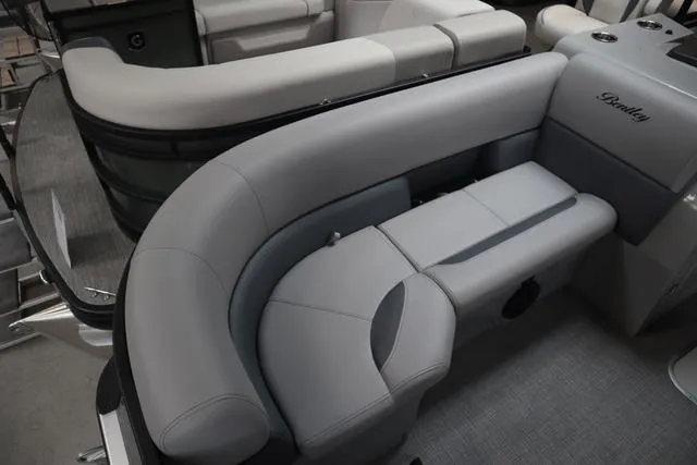 Slide: The Image of Bentley Pontoons Legacy 223 Navigator Triple Tube Pkg 2025 - 7