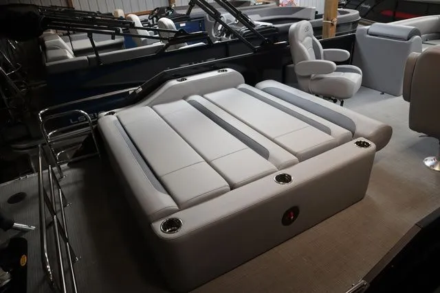 Slide: The Image of Bentley Pontoons Legacy 223 Swingback Sport Tube Pkg 2025 - 12