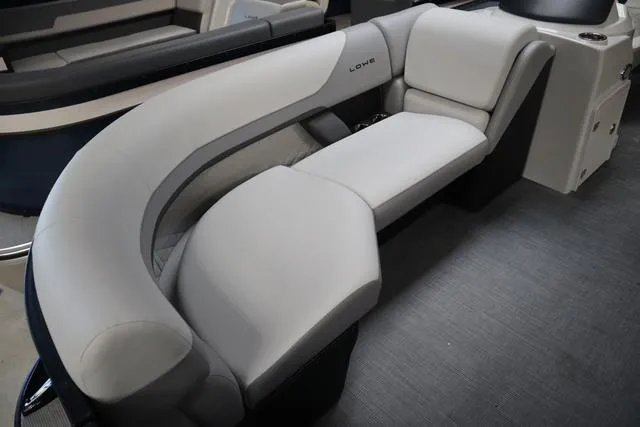 Slide: The Image of Lowe SS 210 WT 2025 - 14