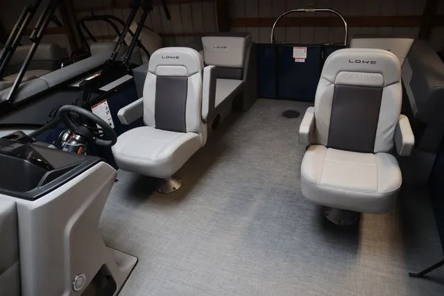 Slide: The Image of Lowe LS 210 WT Triple Tube Package 2025 - 6