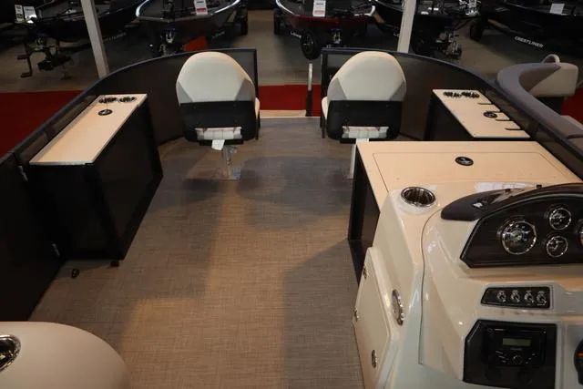 Slide: The Image of Lowe SF 214 Triple Tube 2025 - 15