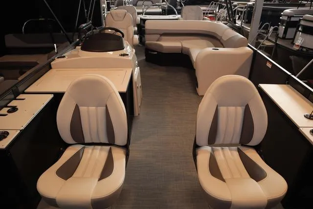 Slide: The Image of Lowe SF 214 Triple Tube 2025 - 4