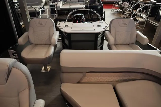 Slide: The Image of Lowe SF 214 Triple Tube 2025 - 5