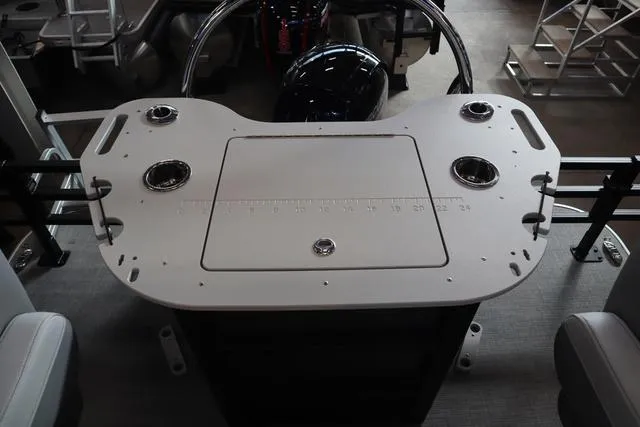 Slide: The Image of Lowe SF 214 Triple Tube 2025 - 8