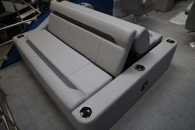 Slide: The Image of Bentley Pontoons Legacy 223 Swingback Sport Tube Pkg 2025 - 17