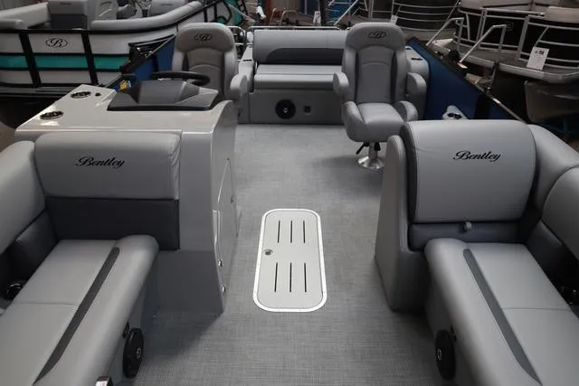 Slide: The Image of Bentley Pontoons Legacy 223 Swingback Sport Tube Pkg 2025 - 7