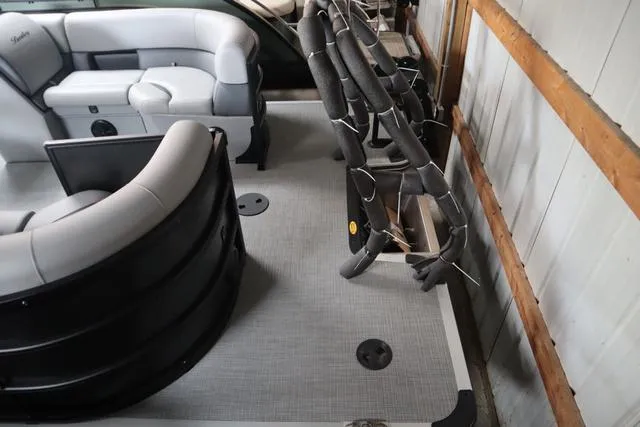 Slide: The Image of Bentley Pontoons Legacy 223 Navigator Triple Tube Pkg 2025 - 10