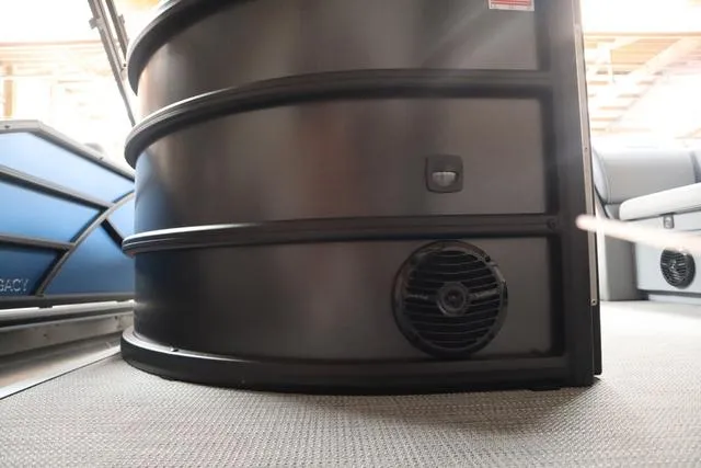 Slide: The Image of Bentley Pontoons Legacy 223 Navigator Triple Tube Pkg 2025 - 11