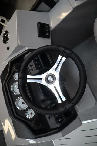 Slide: The Image of Bentley Pontoons Legacy 223 QSB Triple Tube Pkg 2025 - 15