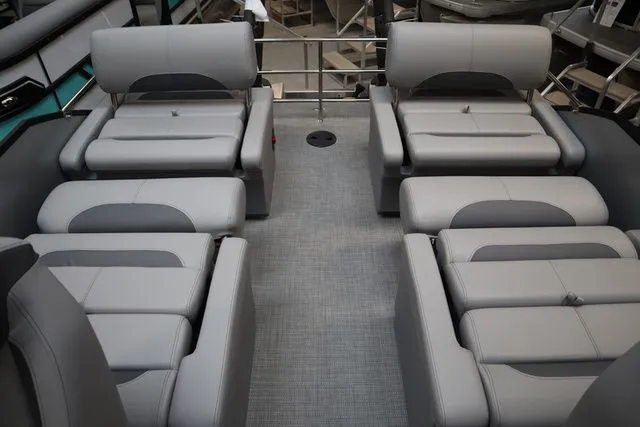 Slide: The Image of Bentley Pontoons Legacy 223 QSB Triple Tube Pkg 2025 - 22